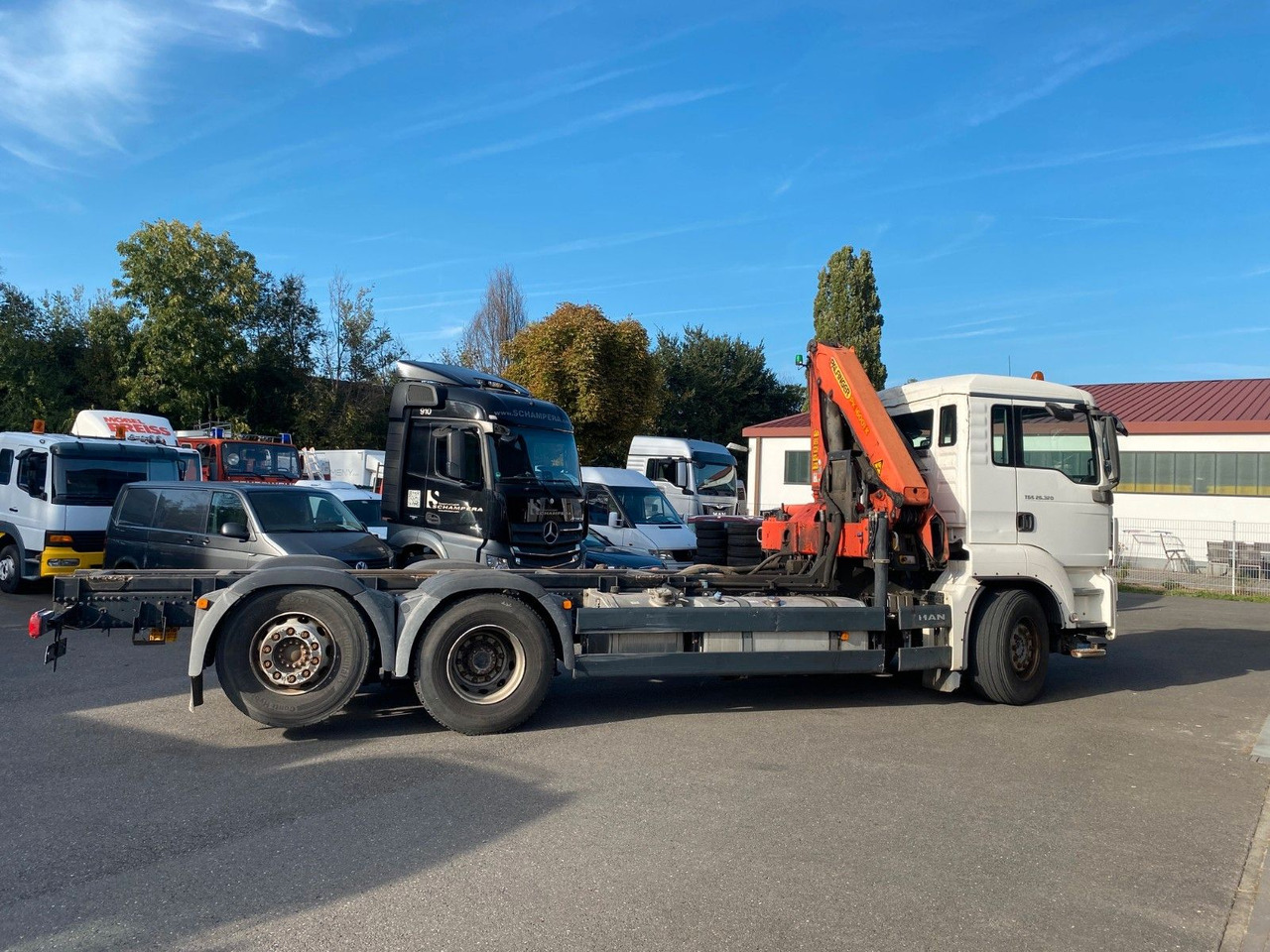MAN TGS 26.320 26.440 PALFINGER FUNK MAN TGS 26.320 26.440 PALFINGER FUNK - Camião chassi, Camião grua: foto 3 MAN TGS 26.320 26.440 PALFINGER FUNK MAN TGS 26.320 26.440 PALFINGER FUNK - Camião chassi, Camião grua: foto 3