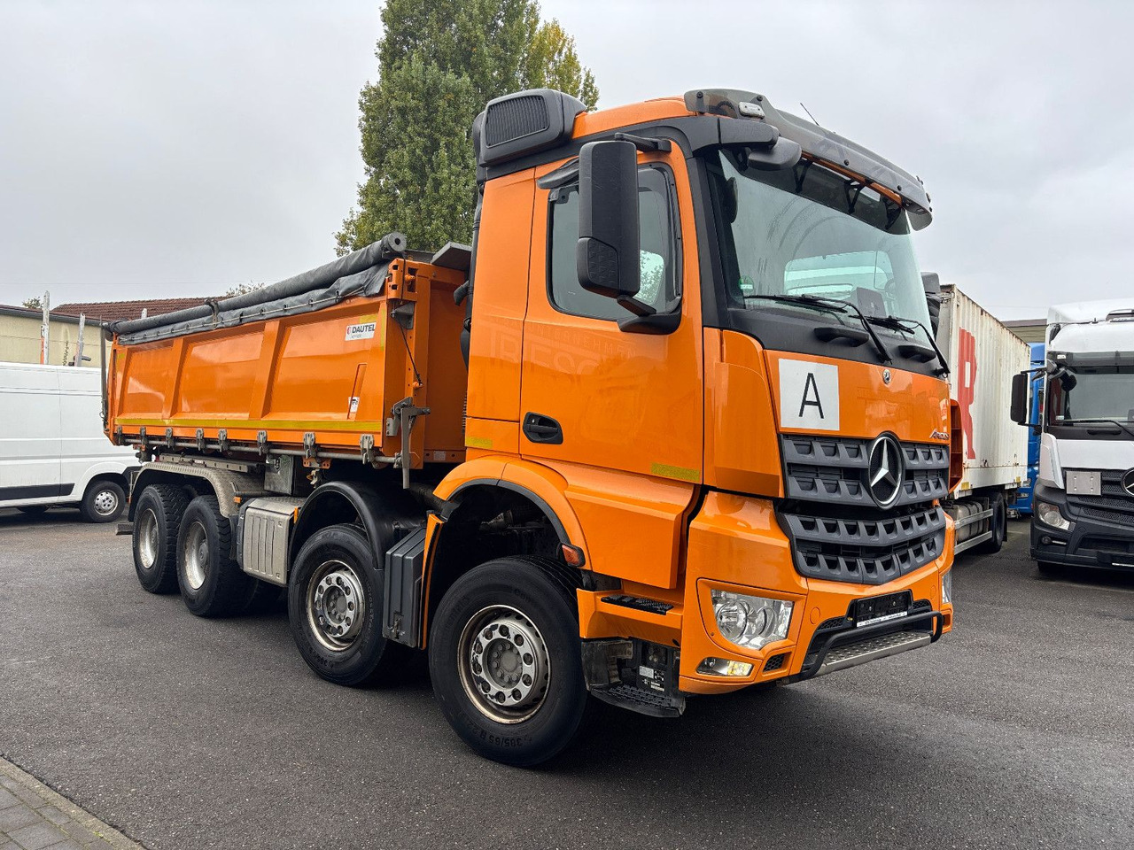 Mercedes-Benz Arocs 3248 8x4 MP5 Bordmatik/Klima/Plane - Camião basculante: foto 1 Mercedes-Benz Arocs 3248 8x4 MP5 Bordmatik/Klima/Plane - Camião basculante: foto 1