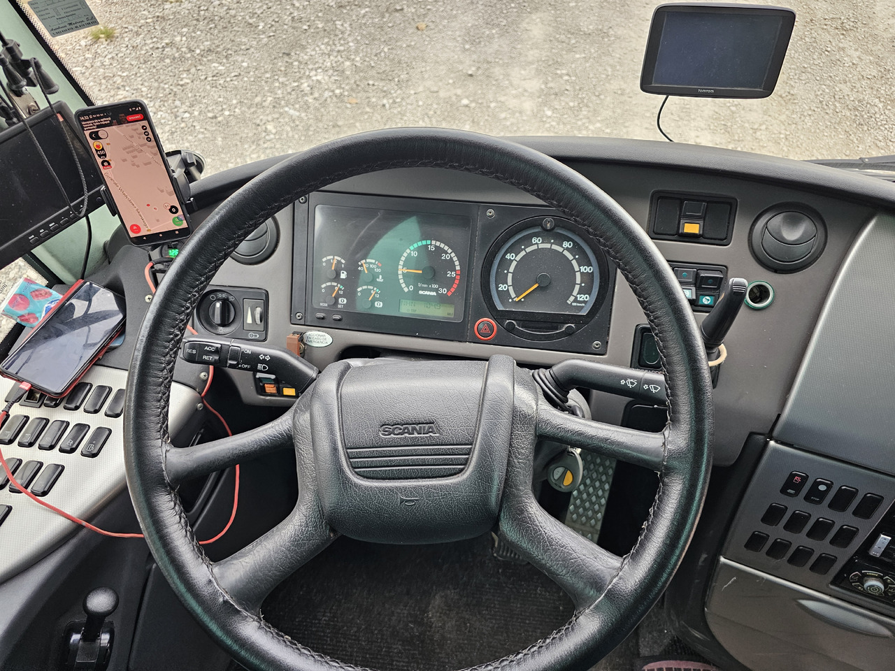 Leasing de SCANIA IRIZAR CENTURY 61 OSOB KLIMA EURO5 SCANIA IRIZAR CENTURY 61 OSOB KLIMA EURO5: foto 6