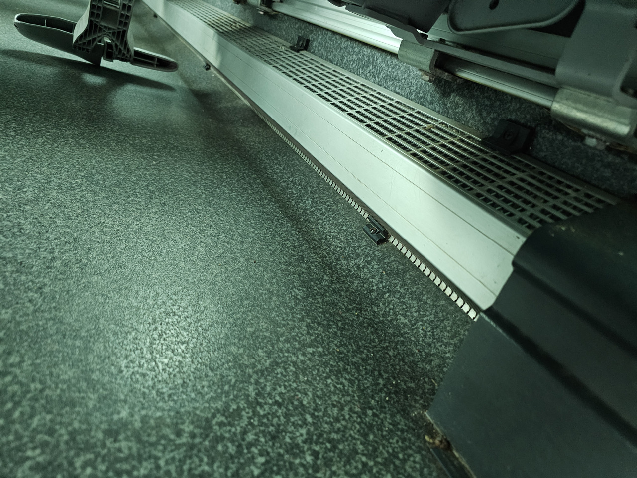 Leasing de SCANIA IRIZAR CENTURY 61 OSOB KLIMA EURO5 SCANIA IRIZAR CENTURY 61 OSOB KLIMA EURO5: foto 10