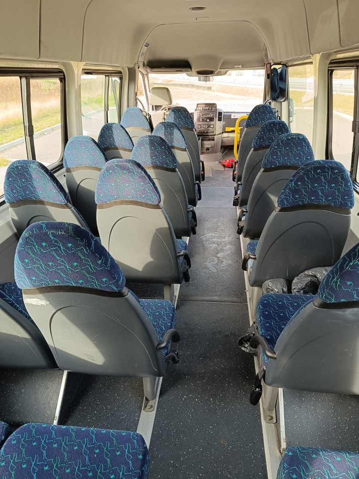 Autocarro VOLKSWAGEN CRAFTER 23 OSOBY KLIMA WEBASTO KAMERA RETARDER HAK EURO5: foto 12