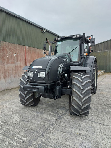 2012 Valtra T132 - Trator: foto 3 2012 Valtra T132 - Trator: foto 3