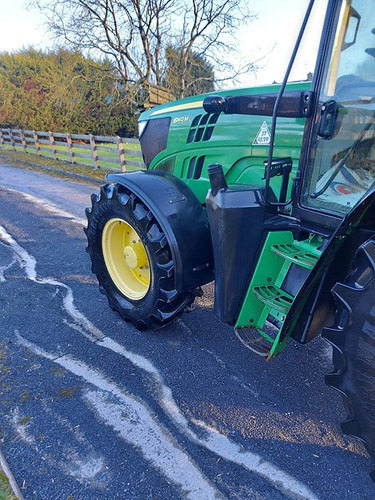 2013 John Deere 6140M - Trator: foto 4 2013 John Deere 6140M - Trator: foto 4