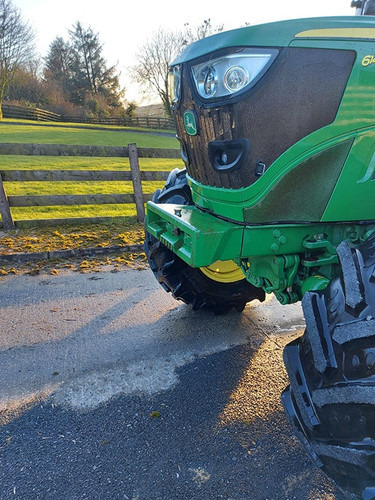 2013 John Deere 6140M - Trator: foto 5 2013 John Deere 6140M - Trator: foto 5