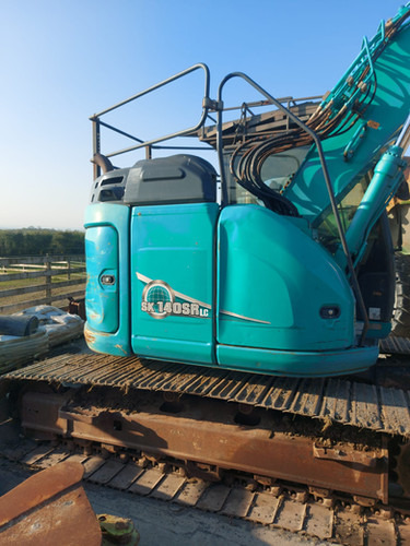 2017 Kobelco SK140SR LC-5 - Escavadeira: foto 3 2017 Kobelco SK140SR LC-5 - Escavadeira: foto 3