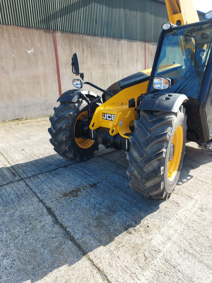 JCB 527-58 Agri - Empilhador telescópico: foto 3 JCB 527-58 Agri - Empilhador telescópico: foto 3