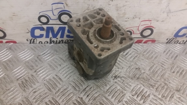 Bosch Rexroth Hydraulic Power Steering Pump 510625366; 1515105033 - Bomba de direção por Trator: foto 1 Bosch Rexroth Hydraulic Power Steering Pump 510625366; 1515105033 - Bomba de direção por Trator: foto 1