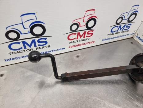 Case 4230, 4000, 95 Series, Hitch Lever Assy 1970813c1, 1970823c1, 1970816c2 - Estrutura/ Châssis: foto 4 Case 4230, 4000, 95 Series, Hitch Lever Assy 1970813c1, 1970823c1, 1970816c2 - Estrutura/ Châssis: foto 4