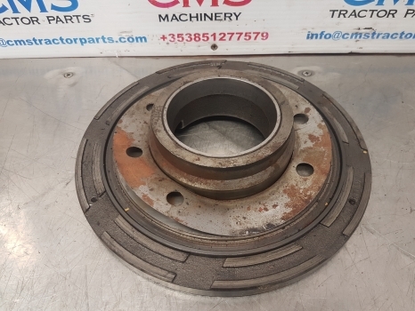 Case 4230 Brake Piston And Bearing Carrier 399770r2, 399769r2, 193373a1 - Peças de freio por Trator: foto 1 Case 4230 Brake Piston And Bearing Carrier 399770r2, 399769r2, 193373a1 - Peças de freio por Trator: foto 1
