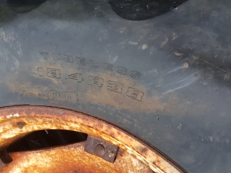 Case International Rear Wheel Complete 18.4r38 - Roda completa por Trator: foto 4 Case International Rear Wheel Complete 18.4r38 - Roda completa por Trator: foto 4