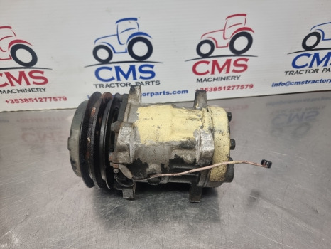 Claas Ares 656rc, Ares, Ceres, Air Conditioning Compressor 7700038545, B709s32 - Peça de ar condicionado: foto 1 Claas Ares 656rc, Ares, Ceres, Air Conditioning Compressor 7700038545, B709s32 - Peça de ar condicionado: foto 1