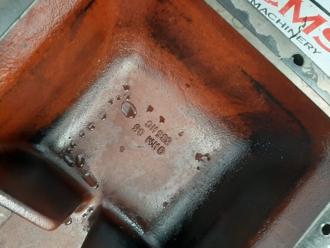 Claas Ares 710 - 836, 720, 816, 826 Engine Oil Sump 6005021469 - Cárter de óleo por Trator: foto 3 Claas Ares 710 - 836, 720, 816, 826 Engine Oil Sump 6005021469 - Cárter de óleo por Trator: foto 3