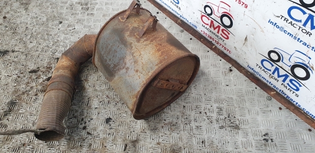 Claas Ares 836, 696, 616, 826, 720 Exhaust Box Silencer 7700042338 - Silenciador por Trator: foto 2 Claas Ares 836, 696, 616, 826, 720 Exhaust Box Silencer 7700042338 - Silenciador por Trator: foto 2
