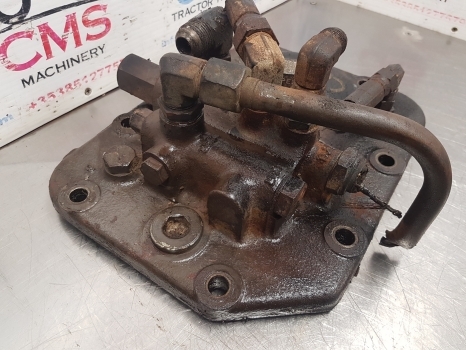 Claas Ares 836, 815, 816, 826, Distribuitor Cover 6005031273, 6005027085 - Hidráulica por Trator: foto 3 Claas Ares 836, 815, 816, 826, Distribuitor Cover 6005031273, 6005027085 - Hidráulica por Trator: foto 3