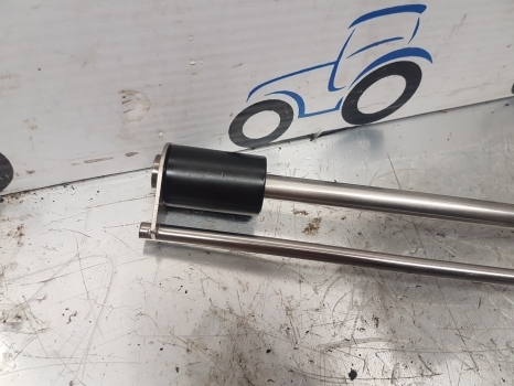 Claas Arion 600 Ser Hexashift, Cmatic 640 Fuel Sender Unit 0021992210, 21992210 - Sistema de combustível por Trator: foto 2 Claas Arion 600 Ser Hexashift, Cmatic 640 Fuel Sender Unit 0021992210, 21992210 - Sistema de combustível por Trator: foto 2