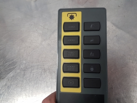 Claas Arion 640, 420-410, 810-870 Hitch Pto Control Unit 0022456900, 22456900 - Centralina electrónica por Trator: foto 3 Claas Arion 640, 420-410, 810-870 Hitch Pto Control Unit 0022456900, 22456900 - Centralina electrónica por Trator: foto 3