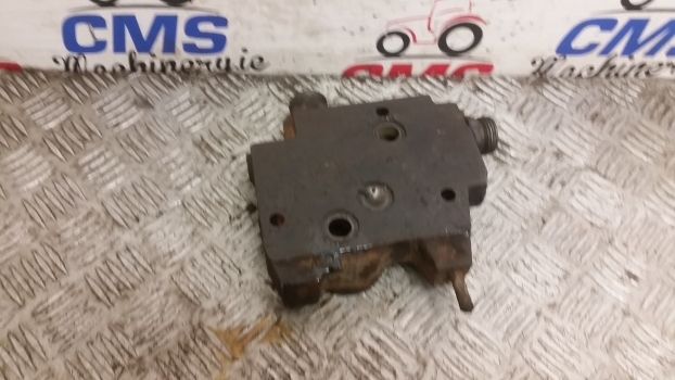 Deutz Agrotron 150 Mk3 Hydraulic Valve Slice - Válvula hidráulica por Trator: foto 4 Deutz Agrotron 150 Mk3 Hydraulic Valve Slice - Válvula hidráulica por Trator: foto 4