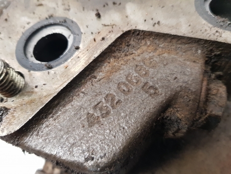 Deutz Dx110, Dx85, Dx90, Dx120 Hydraulic Spool Valve Kit Assy 04334431, 4320689 - Válvula hidráulica por Trator: foto 4 Deutz Dx110, Dx85, Dx90, Dx120 Hydraulic Spool Valve Kit Assy 04334431, 4320689 - Válvula hidráulica por Trator: foto 4