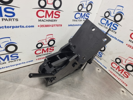 Fendt 415, 400 Vario Series, Stabiliser Bracket Rh H404870040021, H404870040051 - Suspensão: foto 2 Fendt 415, 400 Vario Series, Stabiliser Bracket Rh H404870040021, H404870040051 - Suspensão: foto 2