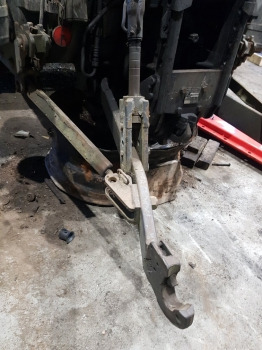Fendt 928 Lift Arm Lhs G931870060012 - Suspensão: foto 2 Fendt 928 Lift Arm Lhs G931870060012 - Suspensão: foto 2