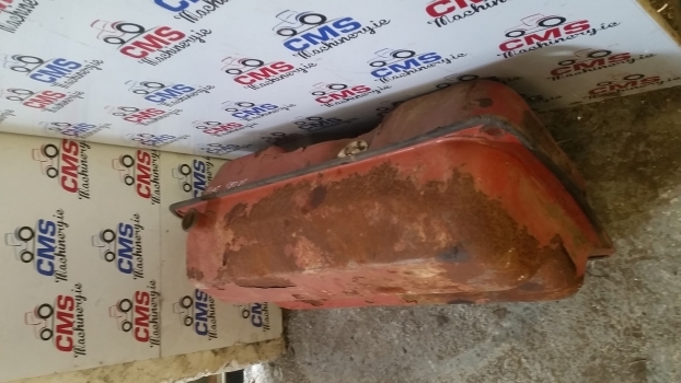 Fiat 880 88, 90, 93, 94, Series Fuel Diesel Tank 5127140 - Tanque de combustível por Trator: foto 4 Fiat 880 88, 90, 93, 94, Series Fuel Diesel Tank 5127140 - Tanque de combustível por Trator: foto 4