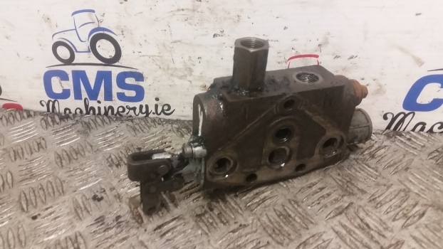 Fiat F110, F115, F120, F130, F140, F130 Dt Spool Control Valve 5161780 - Válvula hidráulica por Trator: foto 2 Fiat F110, F115, F120, F130, F140, F130 Dt Spool Control Valve 5161780 - Válvula hidráulica por Trator: foto 2