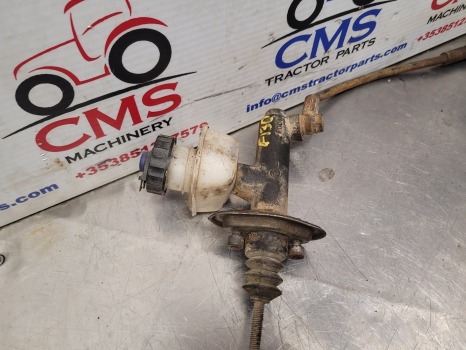 Fiat New Holland F, M, 60 Series F130, M115, 8160 Clutch Master Cylinder 5150299 - Cilindro de embreagem por Trator: foto 3 Fiat New Holland F, M, 60 Series F130, M115, 8160 Clutch Master Cylinder 5150299 - Cilindro de embreagem por Trator: foto 3