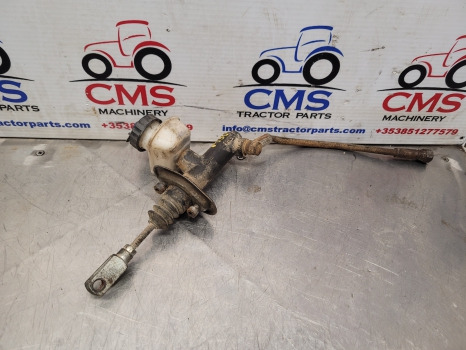 Fiat New Holland F, M, 60 Series F130, M115, 8160 Clutch Master Cylinder 5150299 - Cilindro de embreagem por Trator: foto 1 Fiat New Holland F, M, 60 Series F130, M115, 8160 Clutch Master Cylinder 5150299 - Cilindro de embreagem por Trator: foto 1