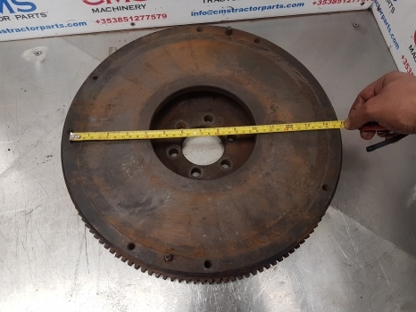 Ford 10, 30 Series 4610 Ap Engine Flywheel 83933422, C5ne6375bc - Volante do motor por Trator: foto 4 Ford 10, 30 Series 4610 Ap Engine Flywheel 83933422, C5ne6375bc - Volante do motor por Trator: foto 4