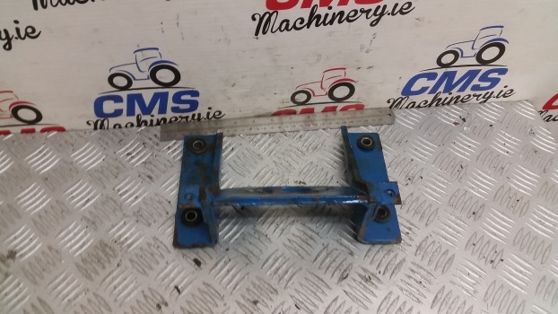 Ford 10, 30, Tw Series, 7810, 8210, 6610, Tw15 Wheel Steering Support D5nn3b718d - Direcção: foto 2 Ford 10, 30, Tw Series, 7810, 8210, 6610, Tw15 Wheel Steering Support D5nn3b718d - Direcção: foto 2