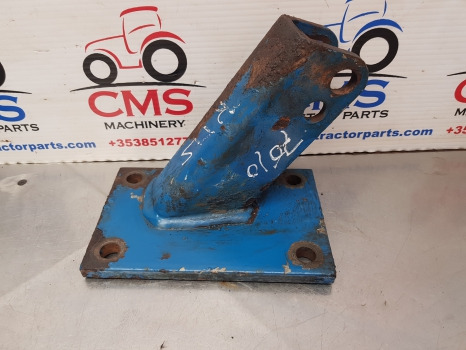 Suspensão Ford 10 Series 7610. Stabiliser Bracket Rh, E8nne553aa, 83971712: foto 1