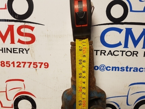 Ford 10 Series Apl 355 7610 Fwd Propeller Shaft E3nn3a425eb12b, 83946505 - Veio de transmissão por Trator: foto 2 Ford 10 Series Apl 355 7610 Fwd Propeller Shaft E3nn3a425eb12b, 83946505 - Veio de transmissão por Trator: foto 2