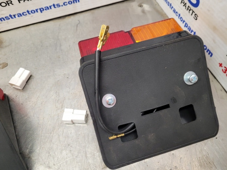 Ford 10, Tw, 600, 700 Series Ap, Lp, Q Cab 6710, 5610, Tw20 Tail Light Kit - Porta e peças: foto 5 Ford 10, Tw, 600, 700 Series Ap, Lp, Q Cab 6710, 5610, Tw20 Tail Light Kit - Porta e peças: foto 5
