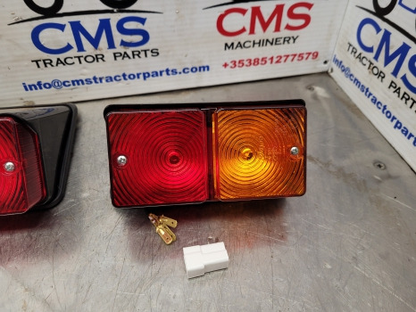 Ford 10, Tw, 600, 700 Series Ap, Lp, Q Cab 6710, 5610, Tw20 Tail Light Kit - Porta e peças: foto 3 Ford 10, Tw, 600, 700 Series Ap, Lp, Q Cab 6710, 5610, Tw20 Tail Light Kit - Porta e peças: foto 3