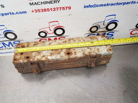 Ford 2000, 2600, 3000, 3600, 4000, 5000 Toolbox D3nn17005a11m, E3nn17005ab11m - Cabine e interior: foto 5 Ford 2000, 2600, 3000, 3600, 4000, 5000 Toolbox D3nn17005a11m, E3nn17005ab11m - Cabine e interior: foto 5