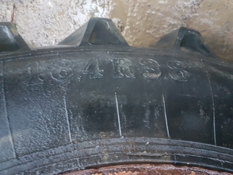 Ford 30, Tw, 40 Series Tw15, 8530, Tw20 Rear Adjustable Wheel Ant Tyre 18.4r38 - Roda completa por Trator: foto 4 Ford 30, Tw, 40 Series Tw15, 8530, Tw20 Rear Adjustable Wheel Ant Tyre 18.4r38 - Roda completa por Trator: foto 4