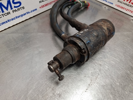 Ford 30, Tw Series Tw10 Hydraguide Orbital Power Steering Unit Valve E3nn3a244cb - Direcção: foto 4 Ford 30, Tw Series Tw10 Hydraguide Orbital Power Steering Unit Valve E3nn3a244cb - Direcção: foto 4