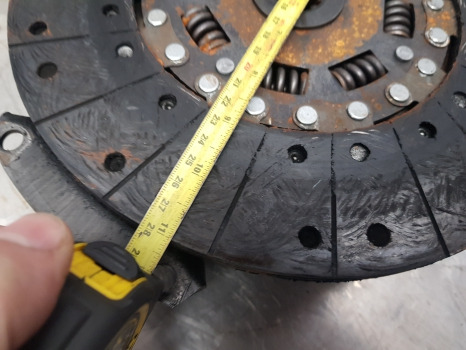 Ford 3610, 4610, 4600, 4000 Clutch Pressure Plate 83935271, D8nn7563db - Embreagem e peças por Máquina agrícola: foto 3 Ford 3610, 4610, 4600, 4000 Clutch Pressure Plate 83935271, D8nn7563db - Embreagem e peças por Máquina agrícola: foto 3