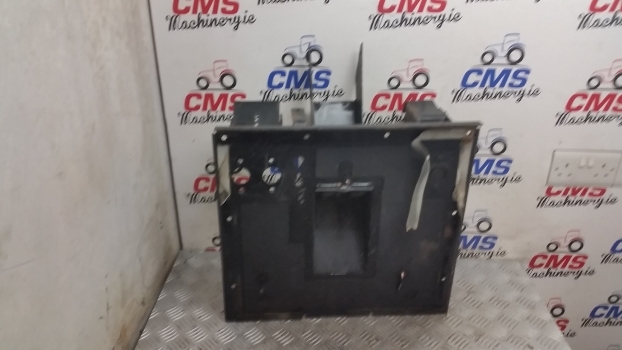 Ford 40 Series Cab Pedal Support Plate, Steering Support 82850738 E9nn3r863ah11m - Pedal por Trator: foto 2 Ford 40 Series Cab Pedal Support Plate, Steering Support 82850738 E9nn3r863ah11m - Pedal por Trator: foto 2