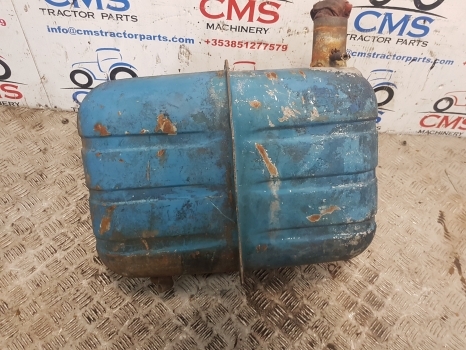 Ford 4000, 4600 Fuel Tank Original E2nn9002ba, E3nn9002kb, 83935630 - Tanque de combustível por Máquina agrícola: foto 4 Ford 4000, 4600 Fuel Tank Original E2nn9002ba, E3nn9002kb, 83935630 - Tanque de combustível por Máquina agrícola: foto 4