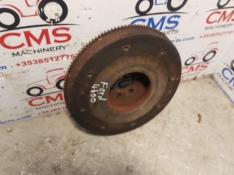 Ford 4600 Engine Flywheel And Ring Gear - Volante do motor por Trator: foto 3 Ford 4600 Engine Flywheel And Ring Gear - Volante do motor por Trator: foto 3