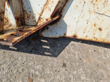 Ford 5000, 6000, 7000 Mudguard Pair As Pictures, 82008463, 82008463 - Para-lama: foto 5 Ford 5000, 6000, 7000 Mudguard Pair As Pictures, 82008463, 82008463 - Para-lama: foto 5