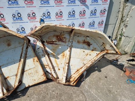 Ford 5000, 6000, 7000 Mudguard Pair As Pictures, 82008463, 82008463 - Para-lama: foto 3 Ford 5000, 6000, 7000 Mudguard Pair As Pictures, 82008463, 82008463 - Para-lama: foto 3
