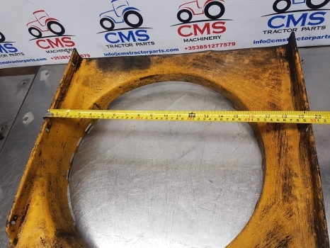 Ford 550, 555, 655 Fan Cowl, Shroud E5nn8146ea, E0nn8146ab - Ventilador por Retroescavadeira: foto 5 Ford 550, 555, 655 Fan Cowl, Shroud E5nn8146ea, E0nn8146ab - Ventilador por Retroescavadeira: foto 5