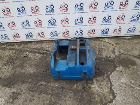 Ford 5610, 6610, 7610 Front Axle Support Frame Bolster E3nn3a042aa, 83948971 - Suspensão: foto 1 Ford 5610, 6610, 7610 Front Axle Support Frame Bolster E3nn3a042aa, 83948971 - Suspensão: foto 1
