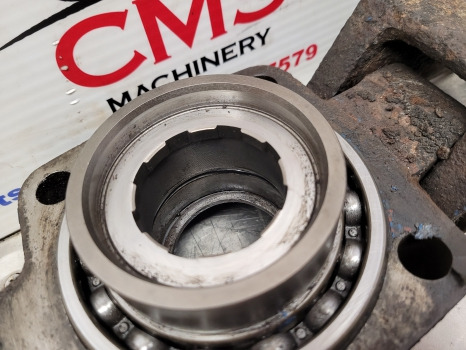 Ford 5640, 6640, 7740 Top Link Bracket, Pto Shaft Housing E9nn535aa, E9nnn759aa - Suspensão: foto 3 Ford 5640, 6640, 7740 Top Link Bracket, Pto Shaft Housing E9nn535aa, E9nnn759aa - Suspensão: foto 3