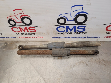 Ford 600, 10, Tw 6600 Q Cab Side Back Spring Loaded Strut Pair Strut - Porta e peças: foto 4 Ford 600, 10, Tw 6600 Q Cab Side Back Spring Loaded Strut Pair Strut - Porta e peças: foto 4