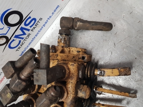 Ford 655, 655a, 550, 555, 555a Digger Loader Control Hydraulic Valve Complete - Válvula hidráulica por Retroescavadeira: foto 5 Ford 655, 655a, 550, 555, 555a Digger Loader Control Hydraulic Valve Complete - Válvula hidráulica por Retroescavadeira: foto 5