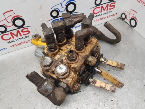 Ford 655, 655a, 550, 555, 555a Digger Loader Control Hydraulic Valve Complete - Válvula hidráulica por Retroescavadeira: foto 2 Ford 655, 655a, 550, 555, 555a Digger Loader Control Hydraulic Valve Complete - Válvula hidráulica por Retroescavadeira: foto 2