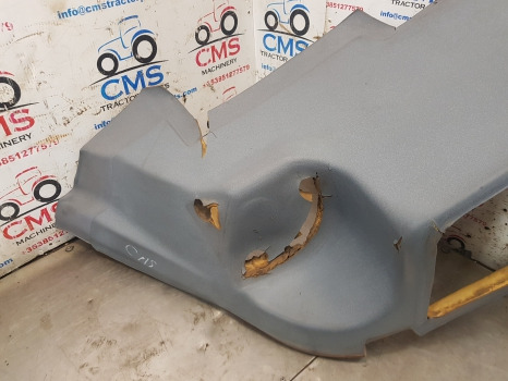 Ford 6640, 7840, 7740, 5640, 8240, 8340 Cab Interior Mat Panel 82002585 - Cabine e interior: foto 2 Ford 6640, 7840, 7740, 5640, 8240, 8340 Cab Interior Mat Panel 82002585 - Cabine e interior: foto 2